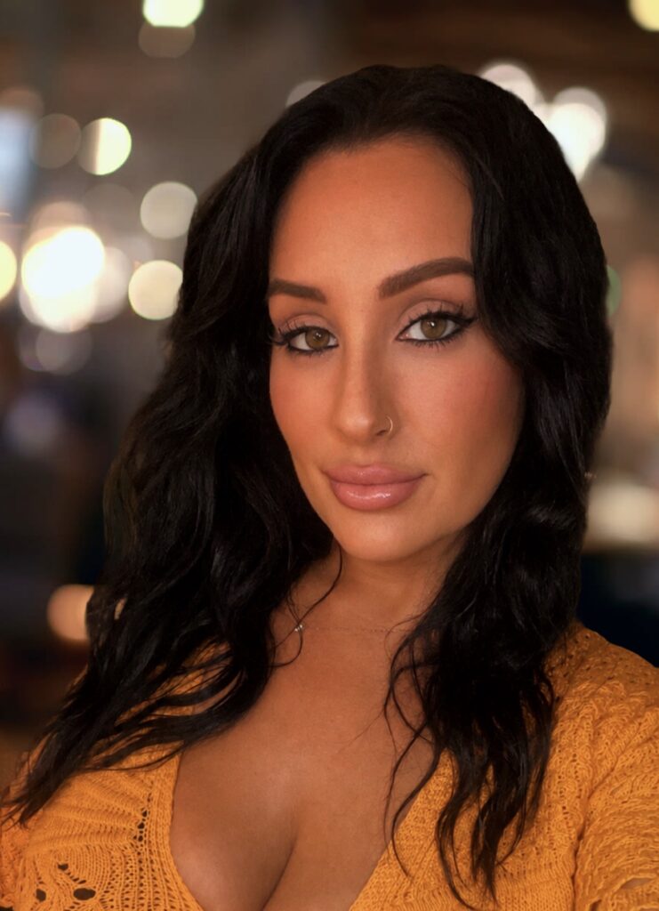 Skylar — Single And The City NYC host